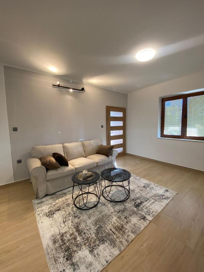 Apartmani Cvita Nevidane Exterior photo